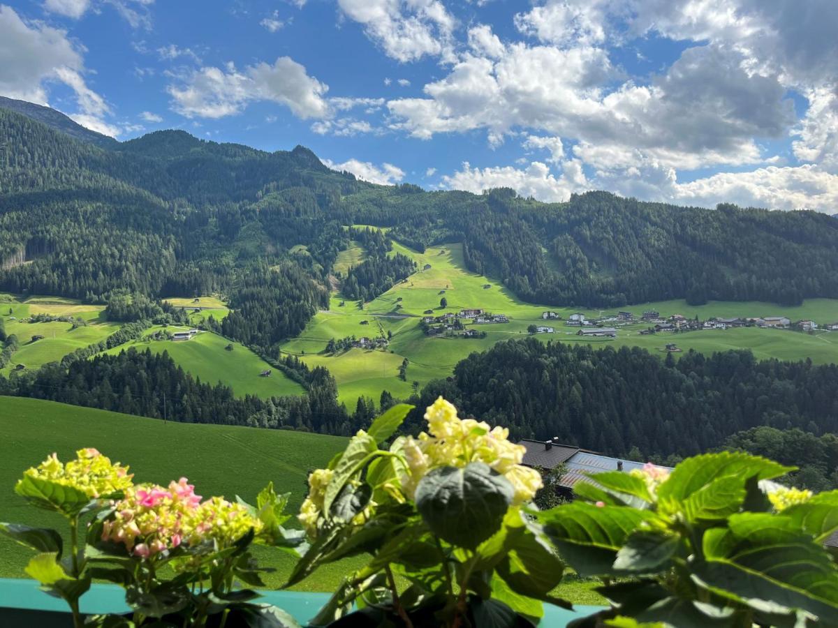 Landhaus Hoellwarth Zell am Ziller Exteriör bild
