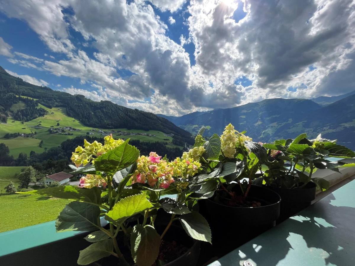 Landhaus Hoellwarth Zell am Ziller Exteriör bild