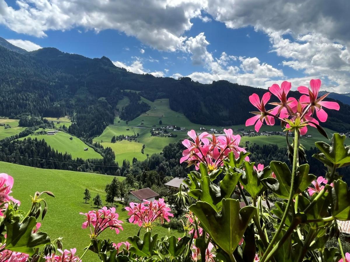 Landhaus Hoellwarth Zell am Ziller Exteriör bild